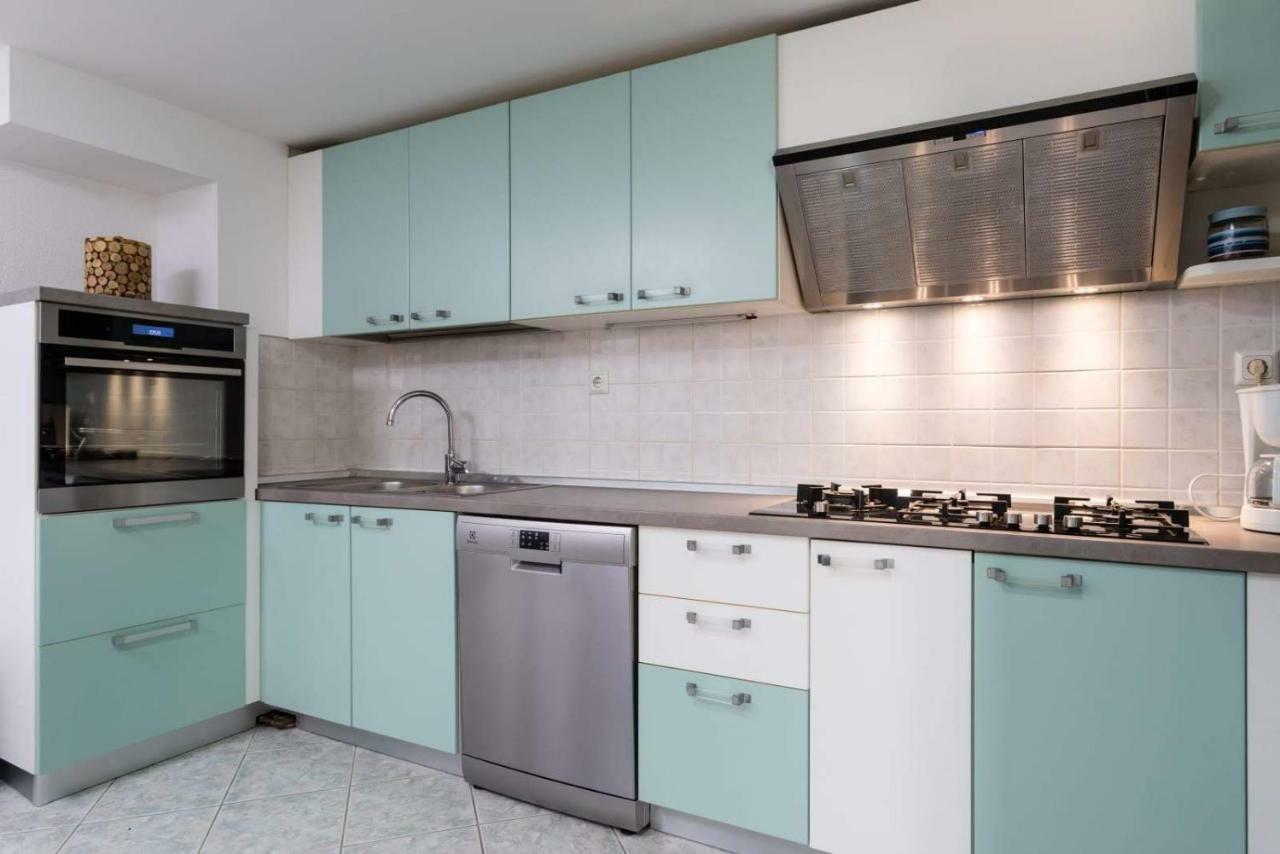 Apartmani Vinko Tribunj-Sovlje Tribalj Exteriér fotografie