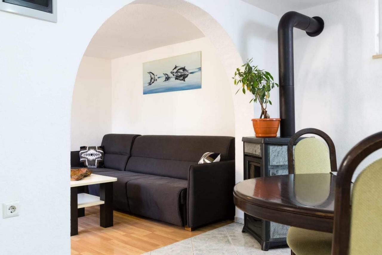 Apartmani Vinko Tribunj-Sovlje Tribalj Exteriér fotografie