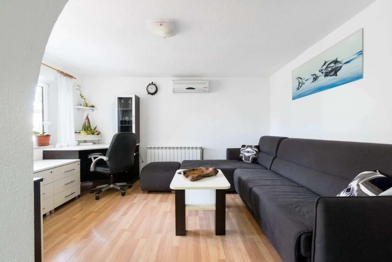 Apartmani Vinko Tribunj-Sovlje Tribalj Exteriér fotografie