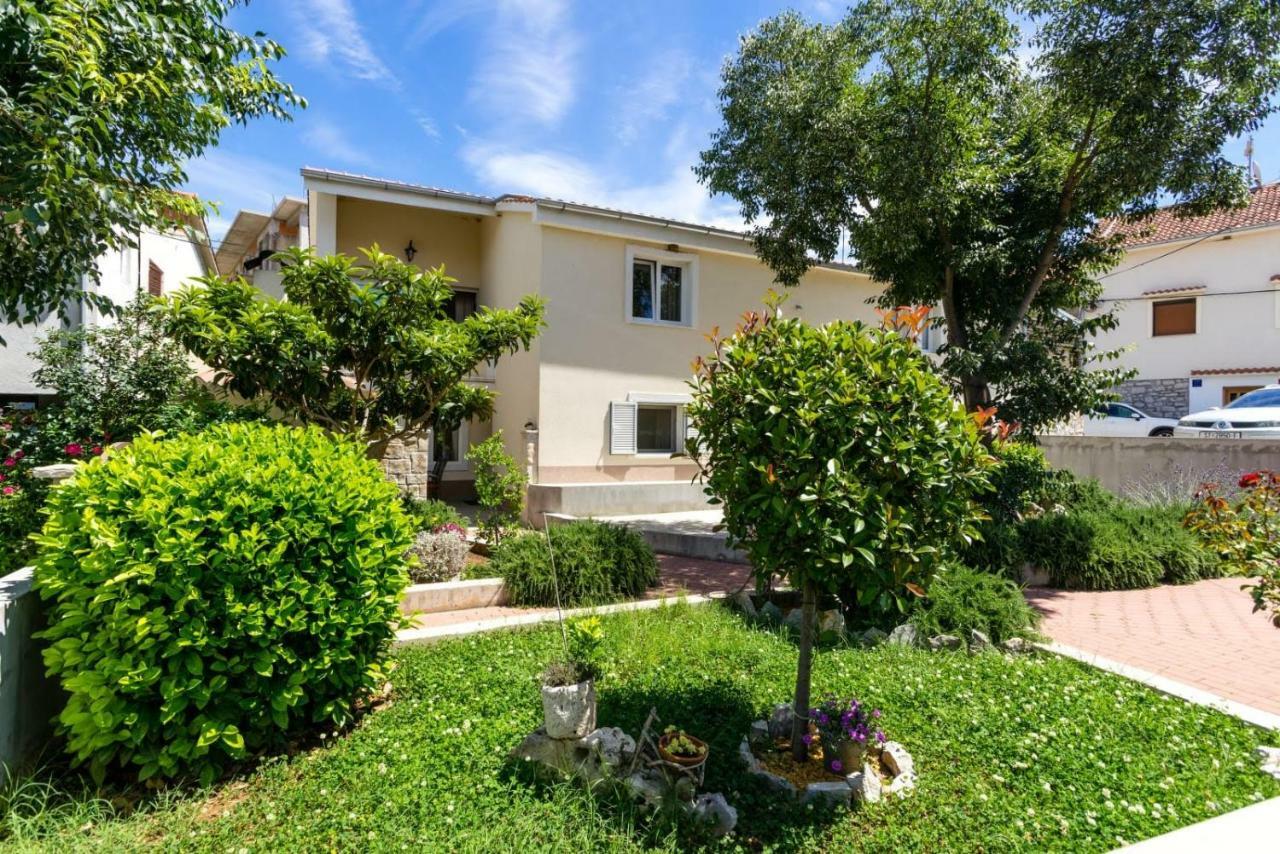 Apartmani Vinko Tribunj-Sovlje Tribalj Exteriér fotografie